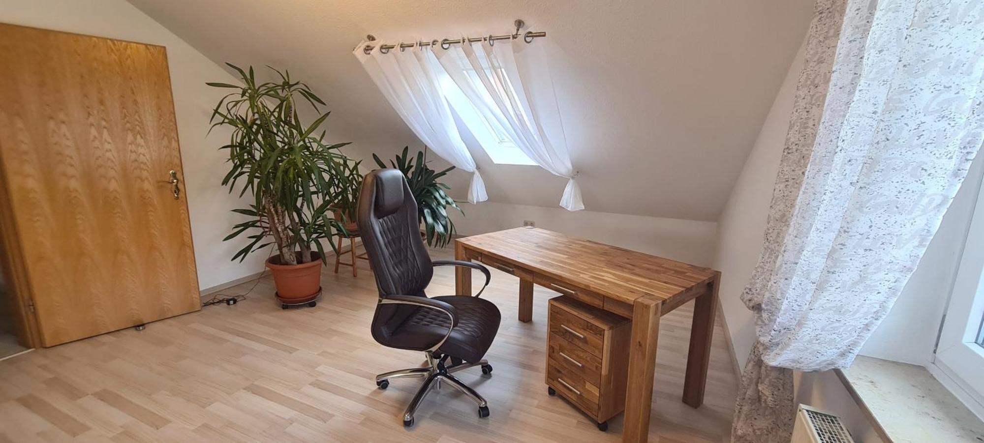 Gemuetliche 120 Qm Ferienwohnung Mit Balkon Adelsdorf Екстер'єр фото